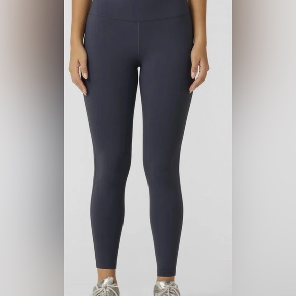 Pants - Nwt white lotus leggings one size
